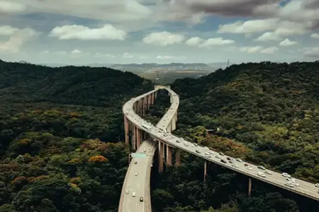 Sistemul de Circulație Rutieră și Vinietă din România